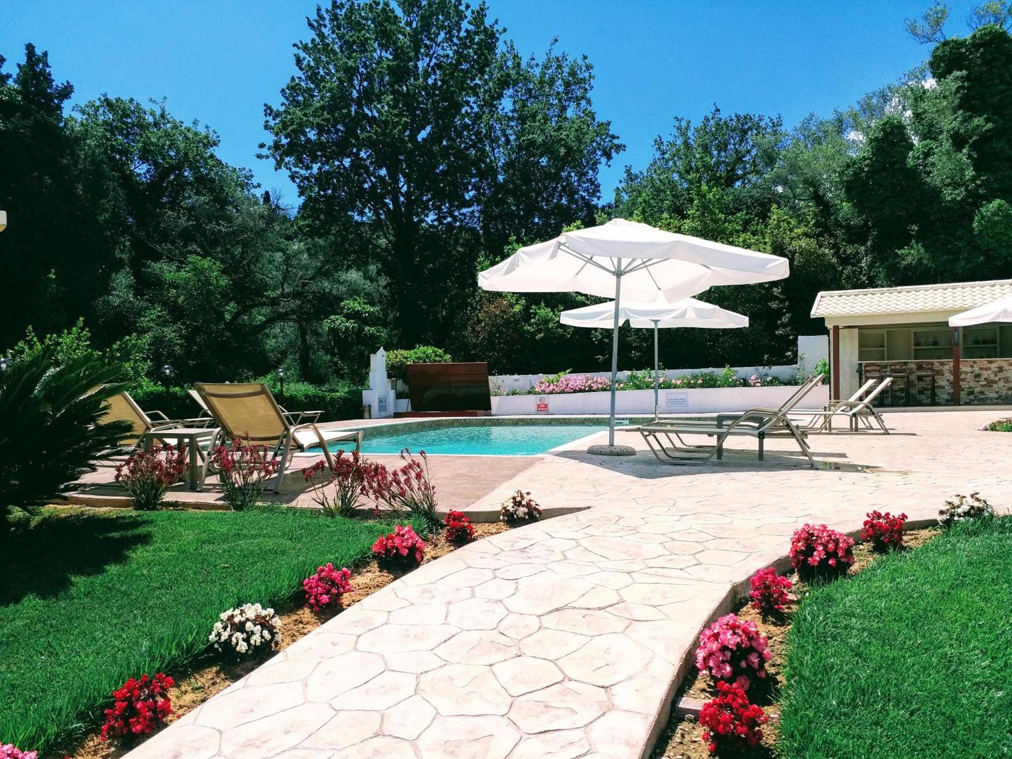 Summer Wine Friendly